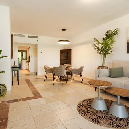 Benatalaya Golf Views * Эстепона