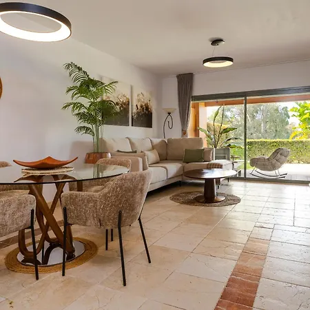 Apartamento Benatalaya Golf Views Estepona