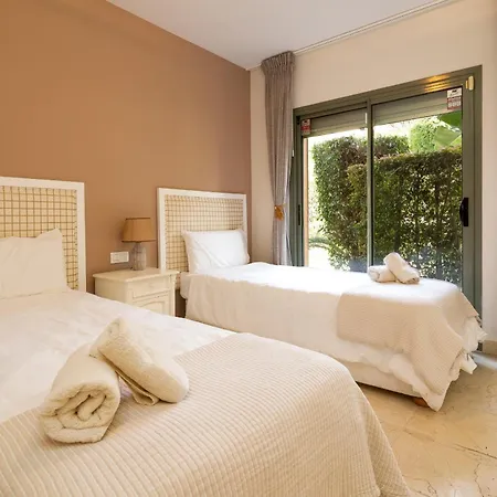 Benatalaya Golf Views * Estepona