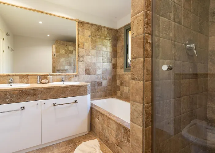 Apartamento Benatalaya Golf Views Estepona