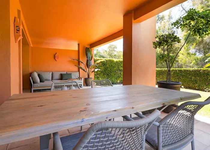 Benatalaya Golf Views Apartamento Estepona