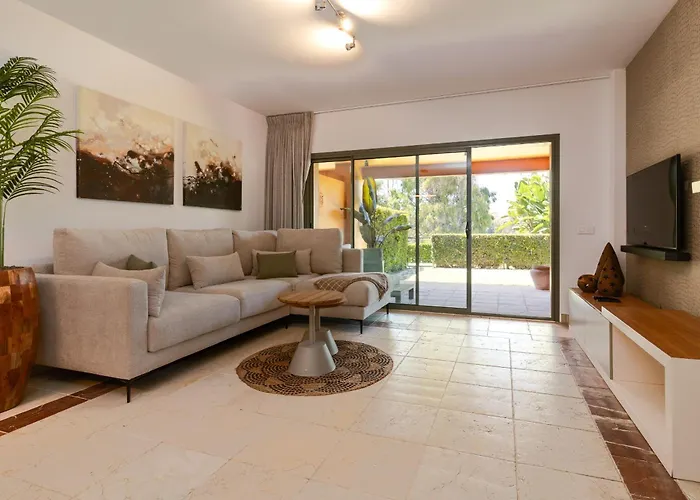 Apartamento Benatalaya Golf Views Estepona