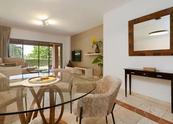 Apartamento Benatalaya Golf Views Estepona