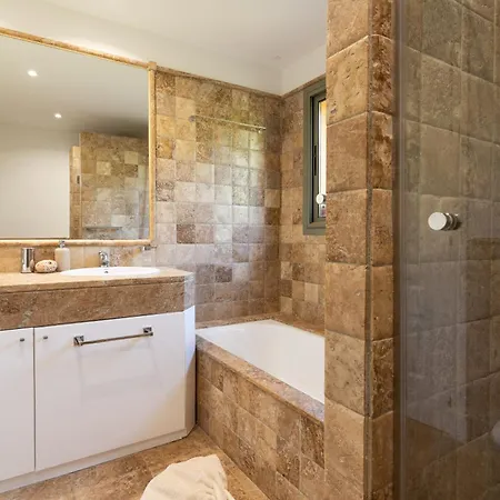 Apartment Benatalaya Golf Views Estepona