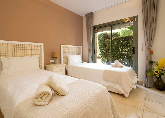 Benatalaya Golf Views * Estepona